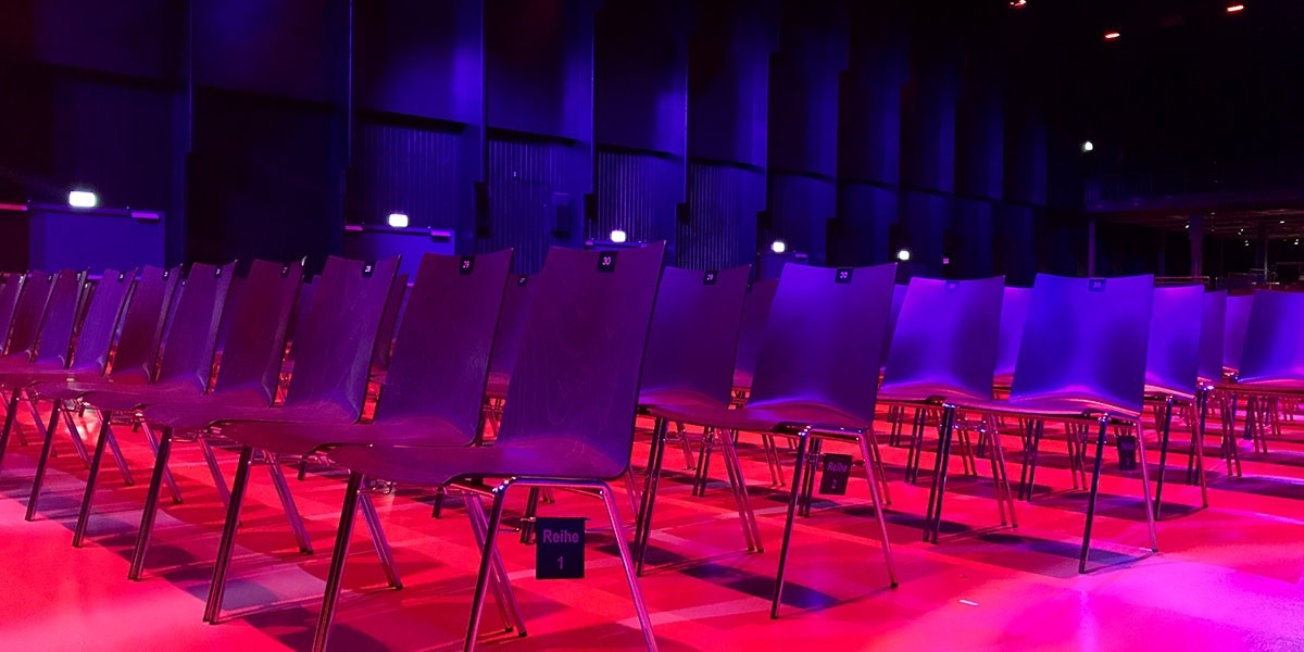 SCHNEEWEISS Mehrzweckstuhl "Atlanta", Modelle 450, 452 und 456 (Hiller)