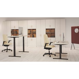 Kinnarps Sitz-/Steh-Tische "Oberon" mit T-Fußgestell, Rundrohr oder Quadratrohr